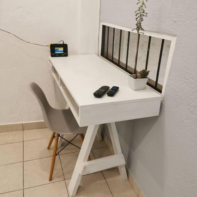 Comfy 2Bedroom Minutes From Downtown & Fast Wi-Fi Zihuatanejo Bagian luar foto